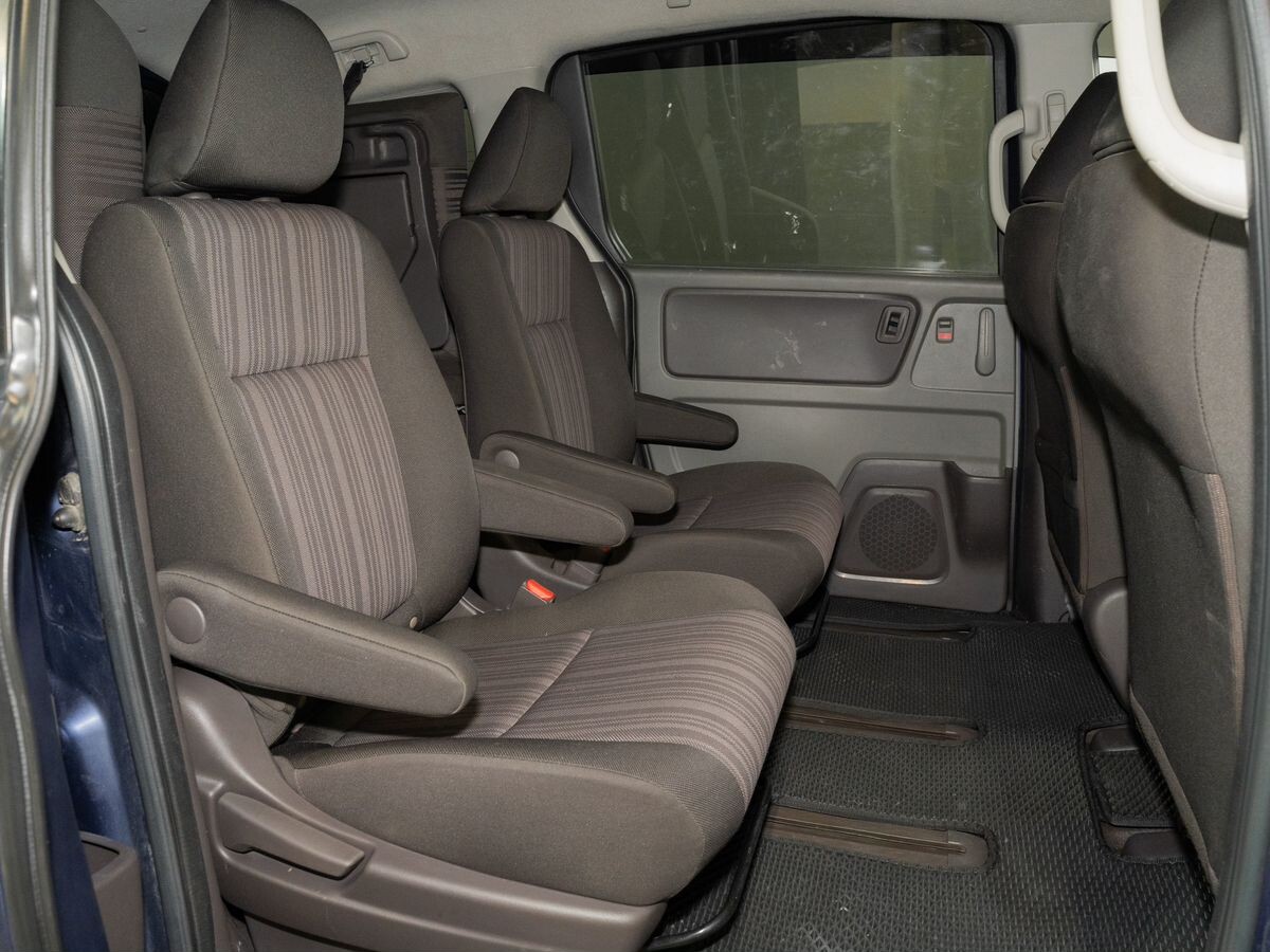 Honda Freed 2018 - фото автомобиля