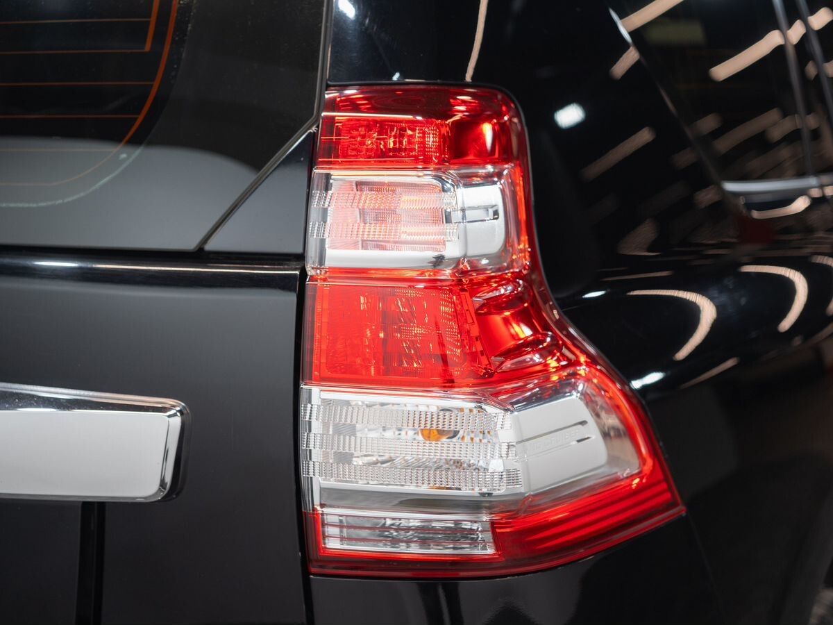 Toyota Land Cruiser Prado 2014 - фото автомобиля