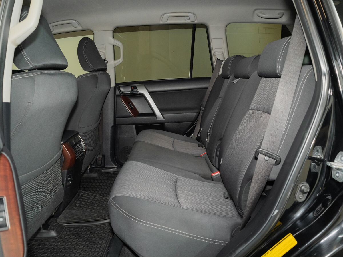 Toyota Land Cruiser Prado 2014 - фото автомобиля