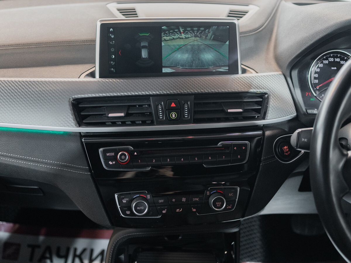 BMW X2 2018 - фото автомобиля