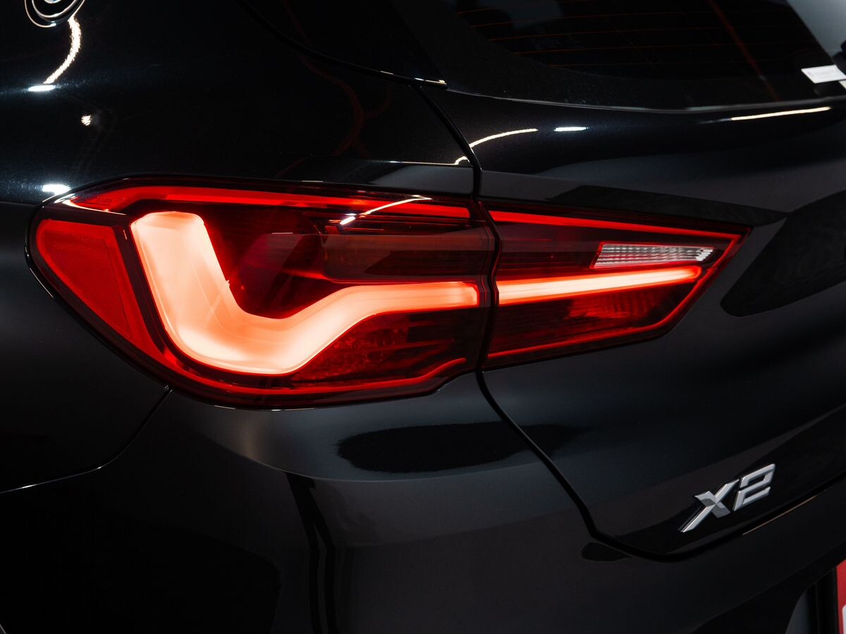 BMW X2 2018 - фото автомобиля