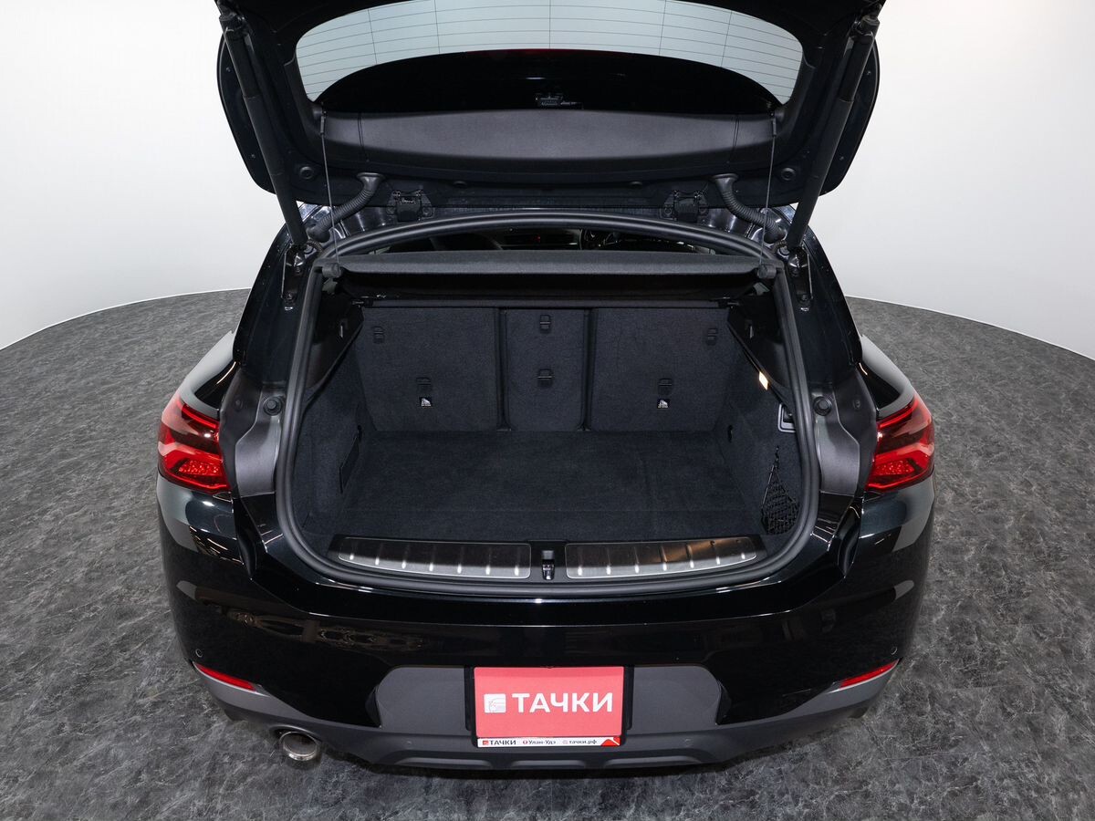 BMW X2 2018 - фото автомобиля