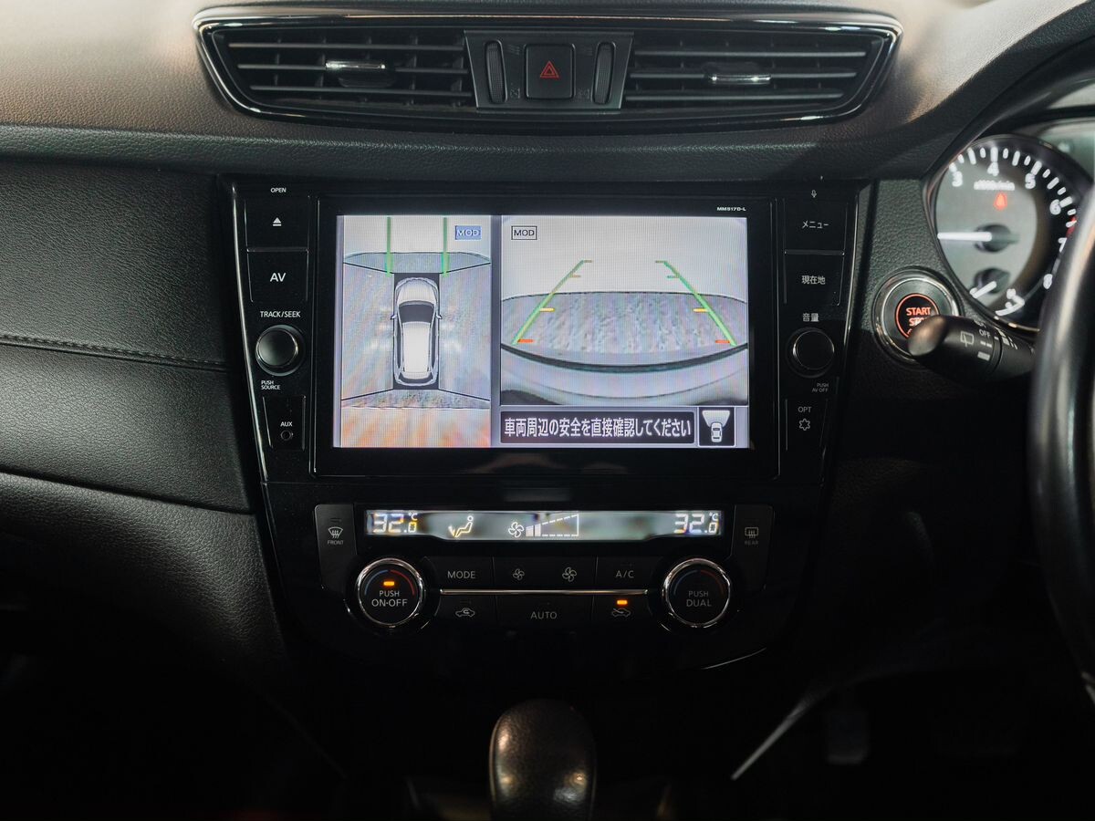 Nissan X-Trail 2017 - фото автомобиля