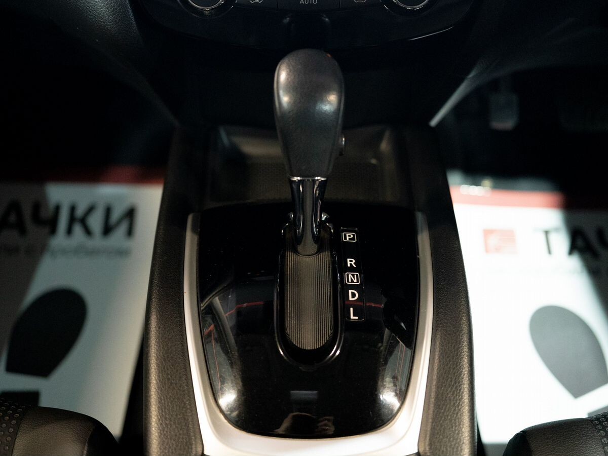 Nissan X-Trail 2017 - фото автомобиля