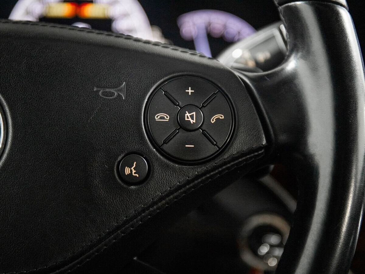 Mercedes-Benz S-Класс 2011 - фото автомобиля