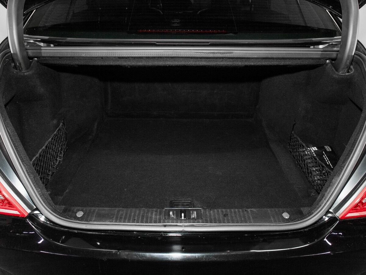 Mercedes-Benz S-Класс 2011 - фото автомобиля