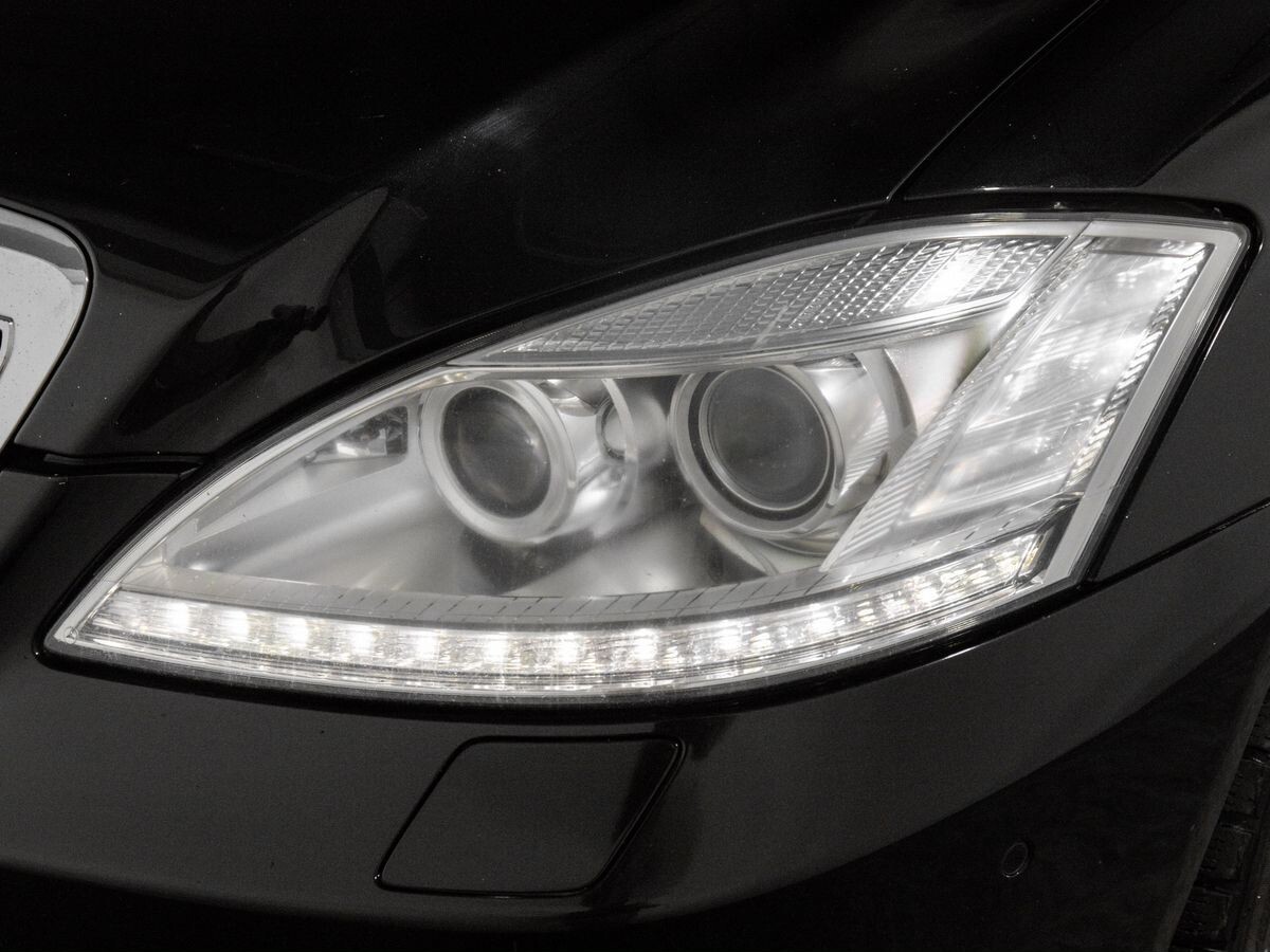 Mercedes-Benz S-Класс 2011 - фото автомобиля