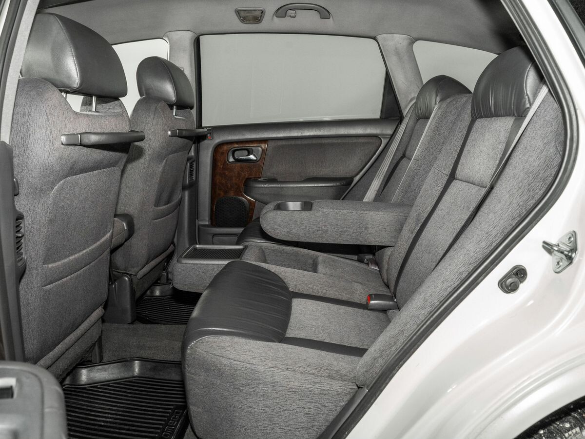 Honda Avancier 2002 - фото автомобиля