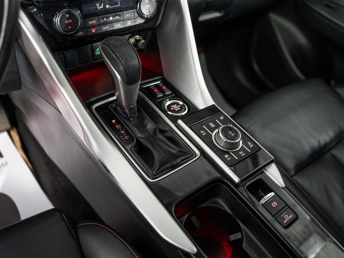 Mitsubishi Eclipse Cross 2019 - фото автомобиля