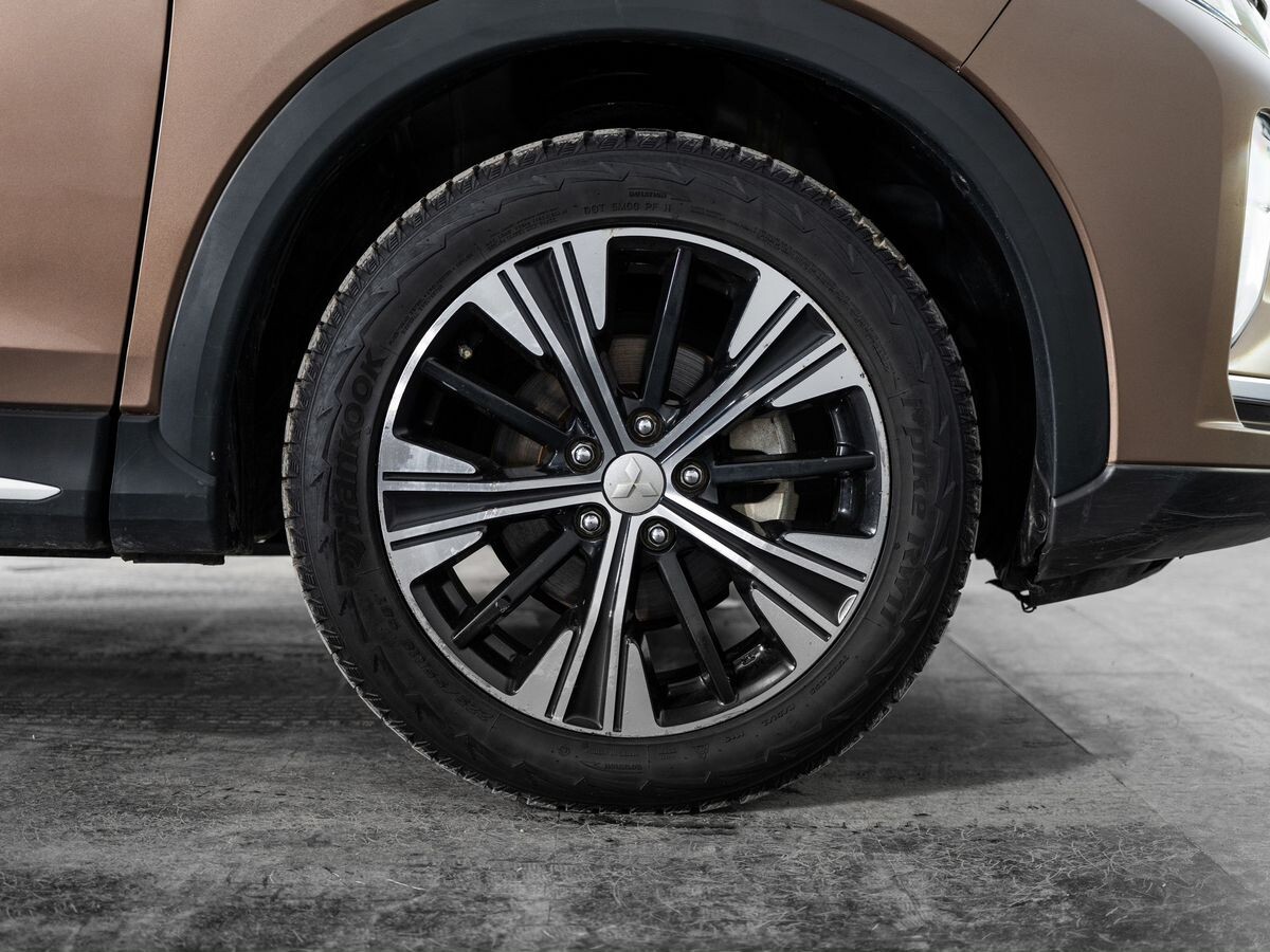 Mitsubishi Eclipse Cross 2019 - фото автомобиля