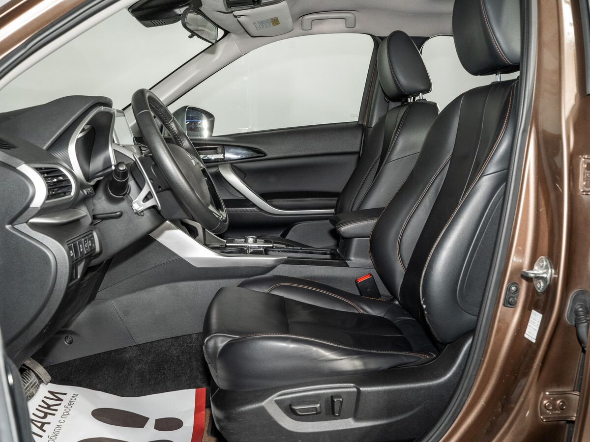 Mitsubishi Eclipse Cross 2019 - фото автомобиля