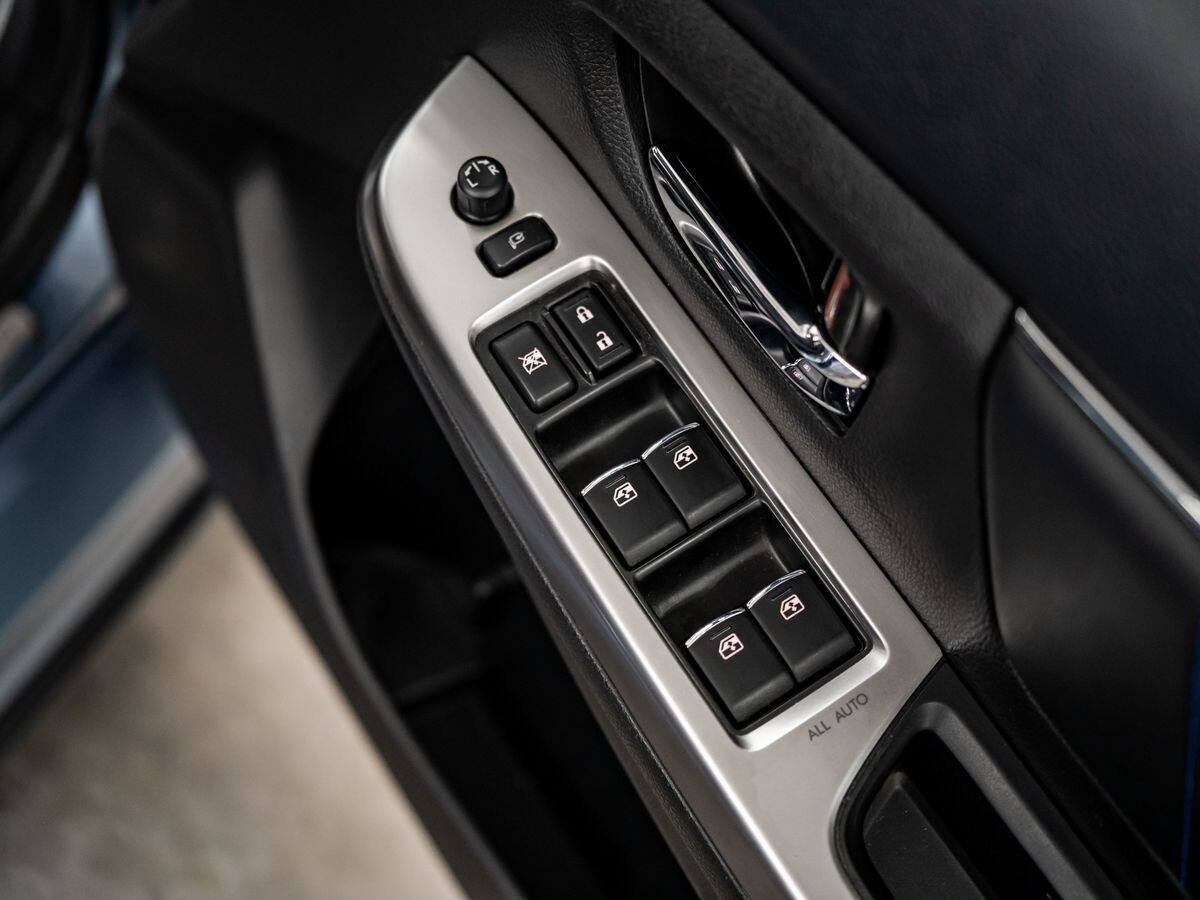 Subaru Levorg 2015 - фото автомобиля