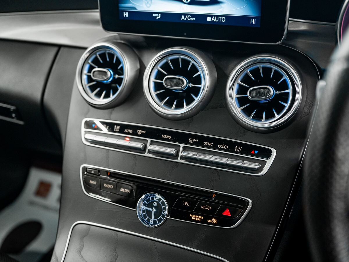 Mercedes-Benz C-Class 2017 - фото автомобиля