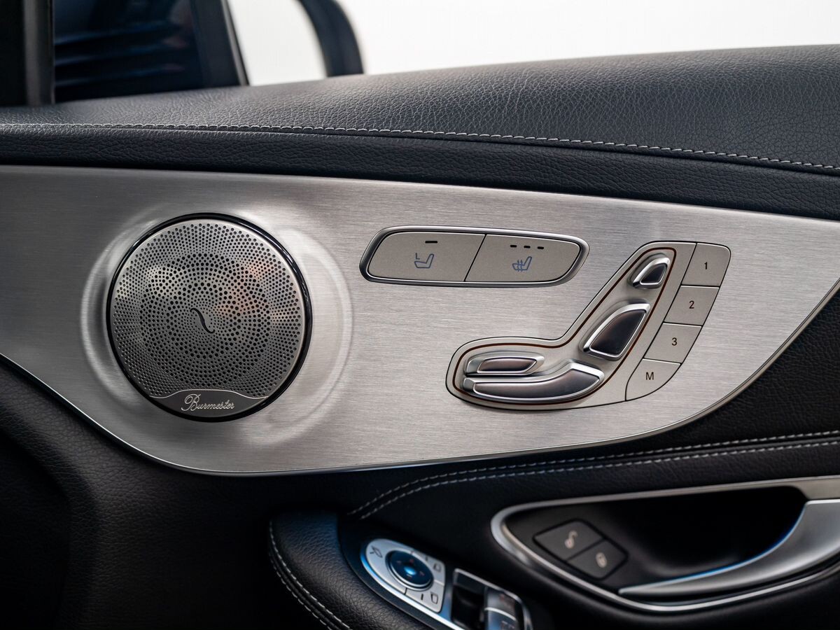 Mercedes-Benz C-Class 2017 - фото автомобиля