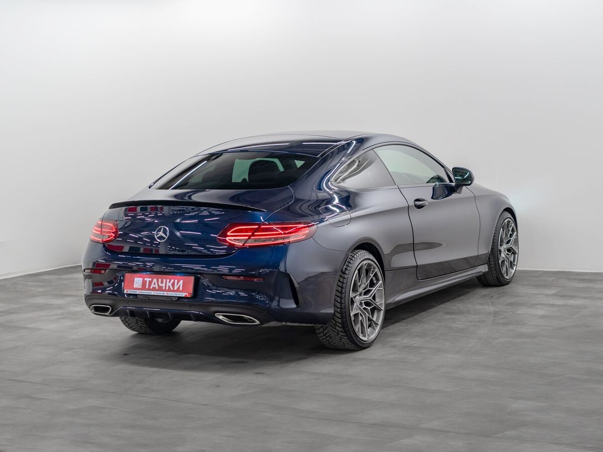 Mercedes-Benz C-Class 2017 - фото автомобиля