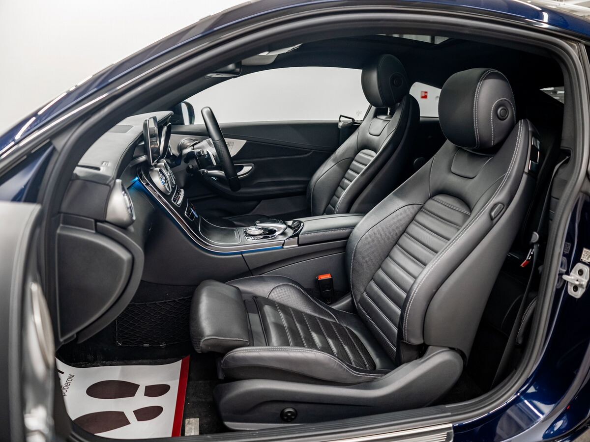 Mercedes-Benz C-Class 2017 - фото автомобиля