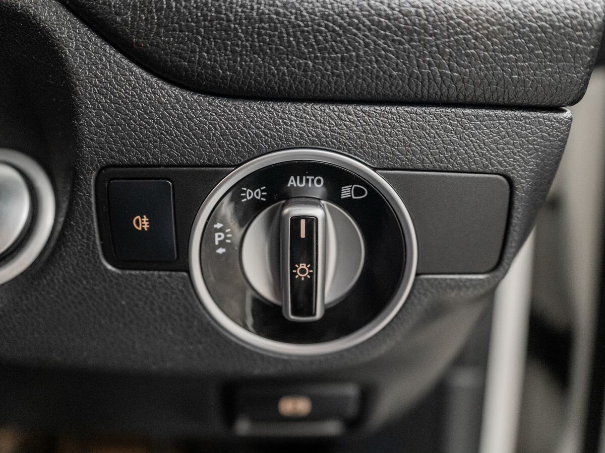 Mercedes-Benz CLA 2015 - фото автомобиля