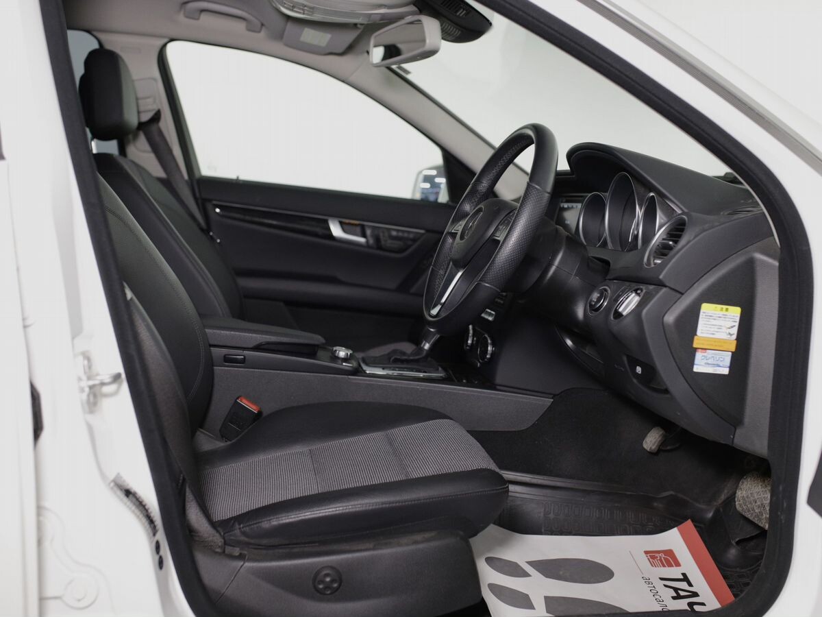 Mercedes-Benz C-Класс 2013 - фото автомобиля