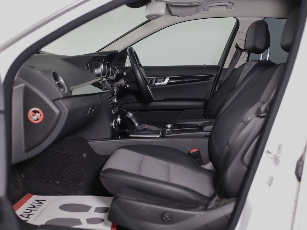 Mercedes-Benz C-Класс 2013 - фото автомобиля