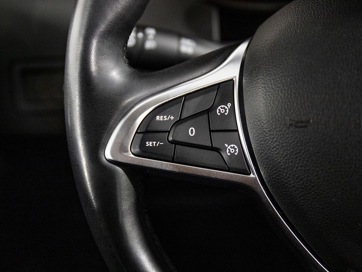 Renault Arkana 2021 - фото автомобиля