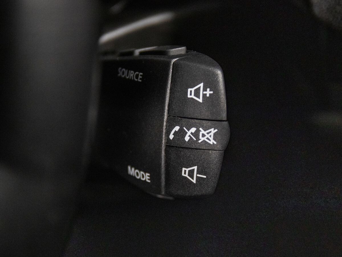 Renault Arkana 2021 - фото автомобиля