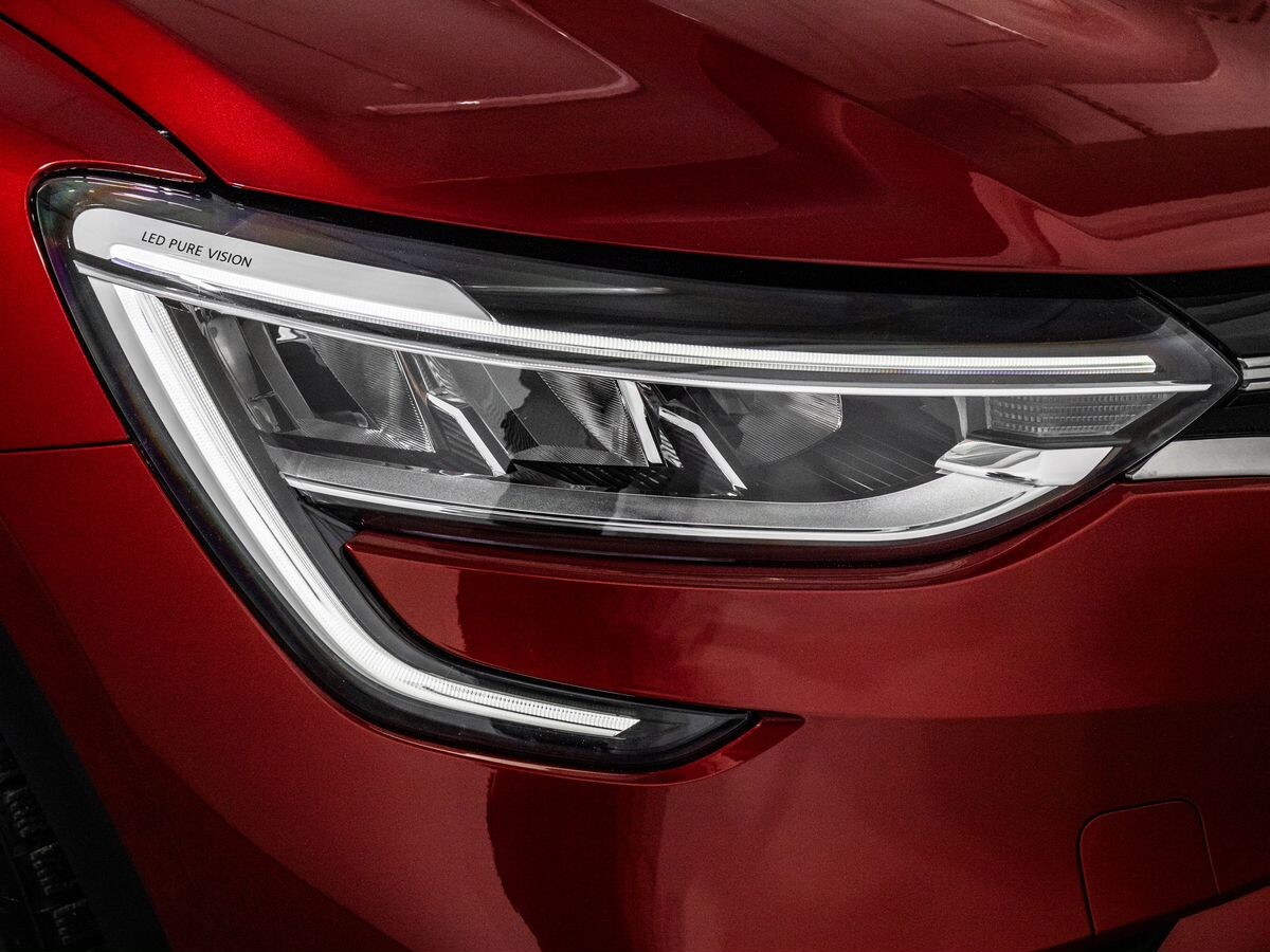 Renault Arkana 2021 - фото автомобиля