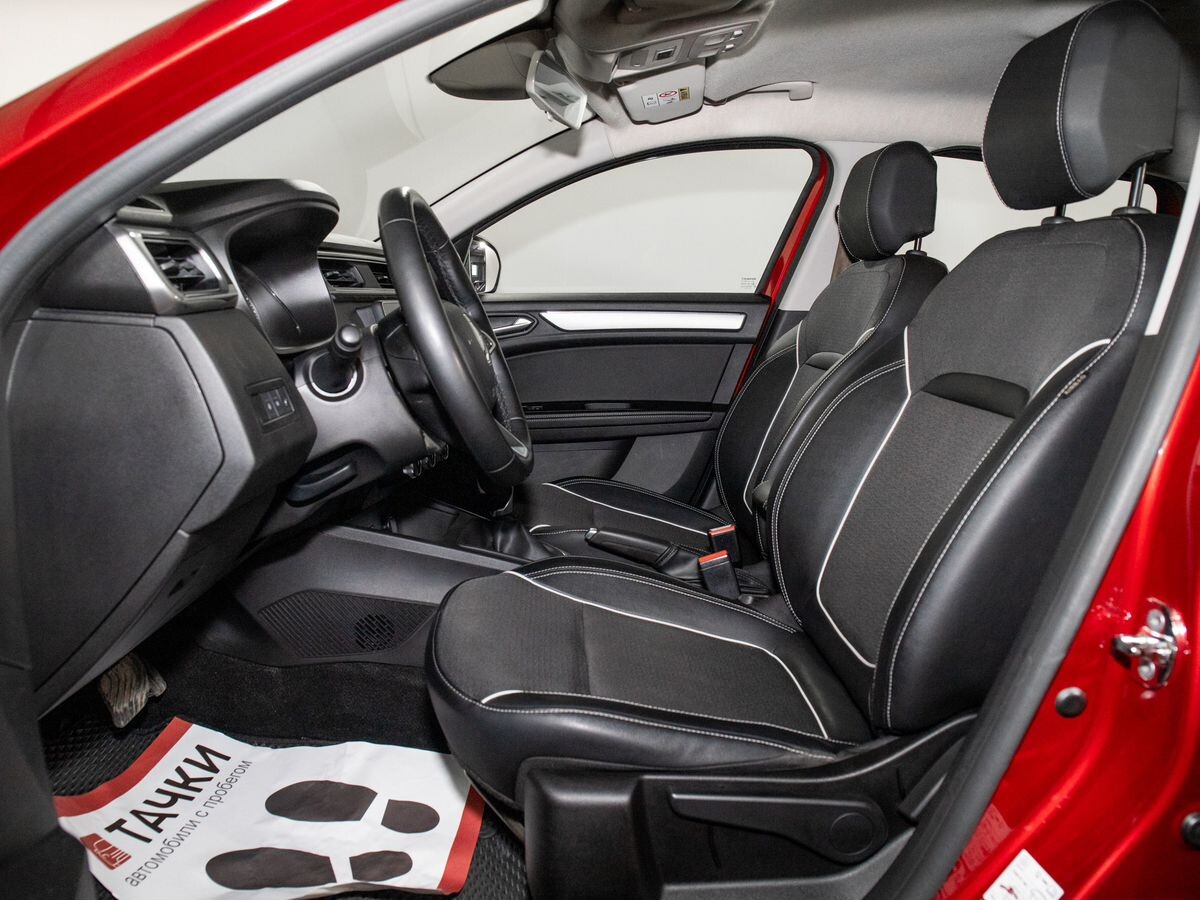 Renault Arkana 2021 - фото автомобиля