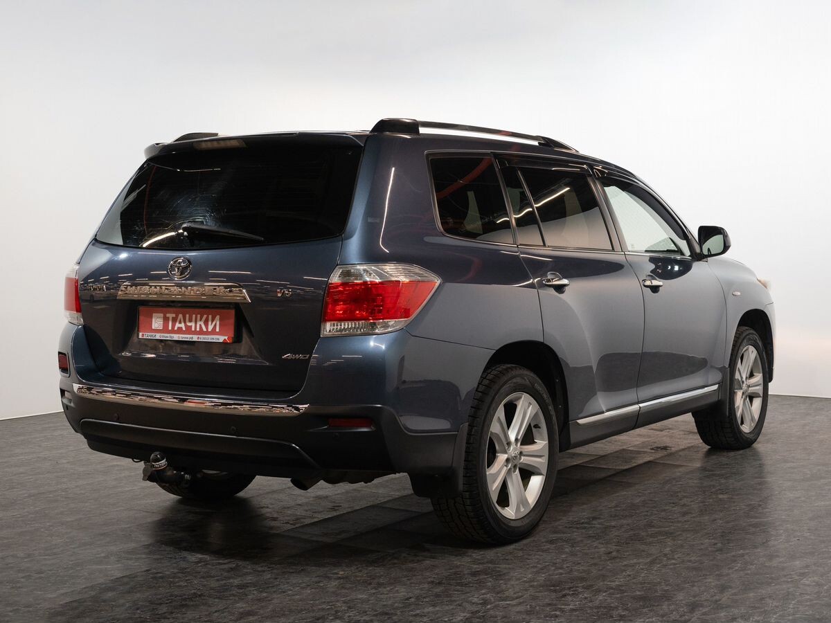 Toyota Highlander 2011 - фото автомобиля