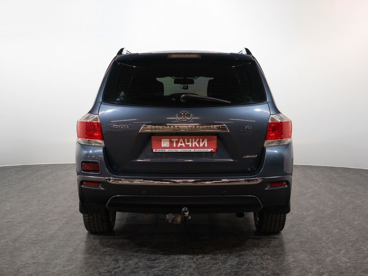 Toyota Highlander 2011 - фото автомобиля