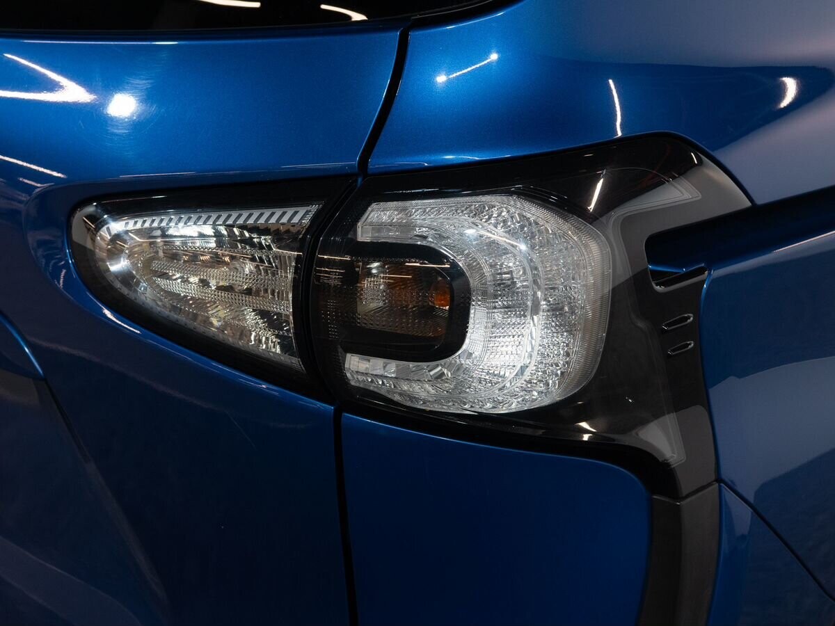 Toyota Sienta 2015 - фото автомобиля