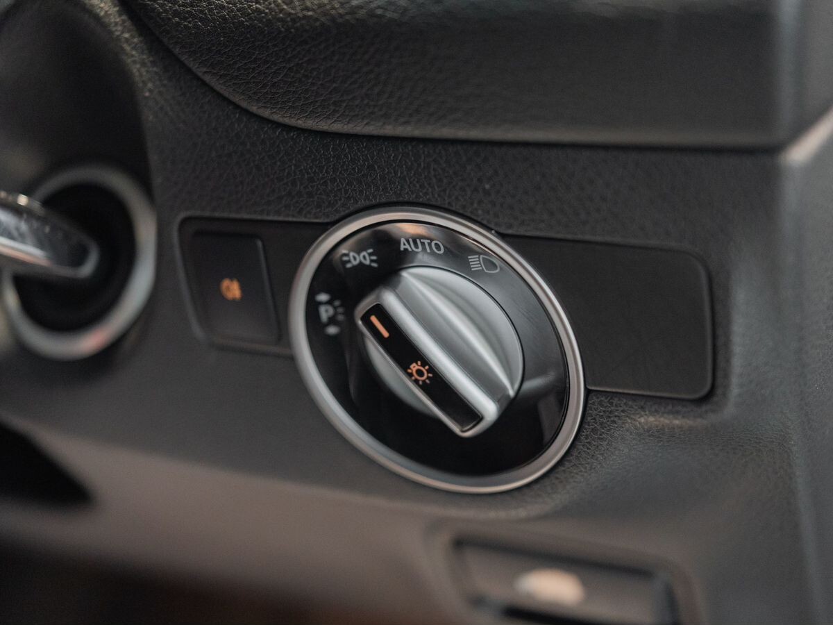 Mercedes-Benz GLA 2015 - фото автомобиля