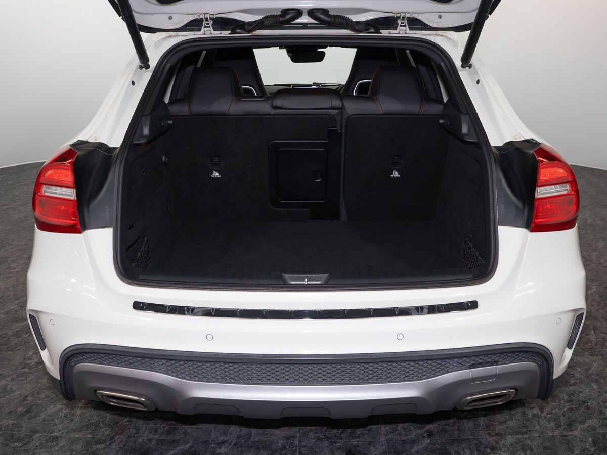 Mercedes-Benz GLA 2015 - фото автомобиля