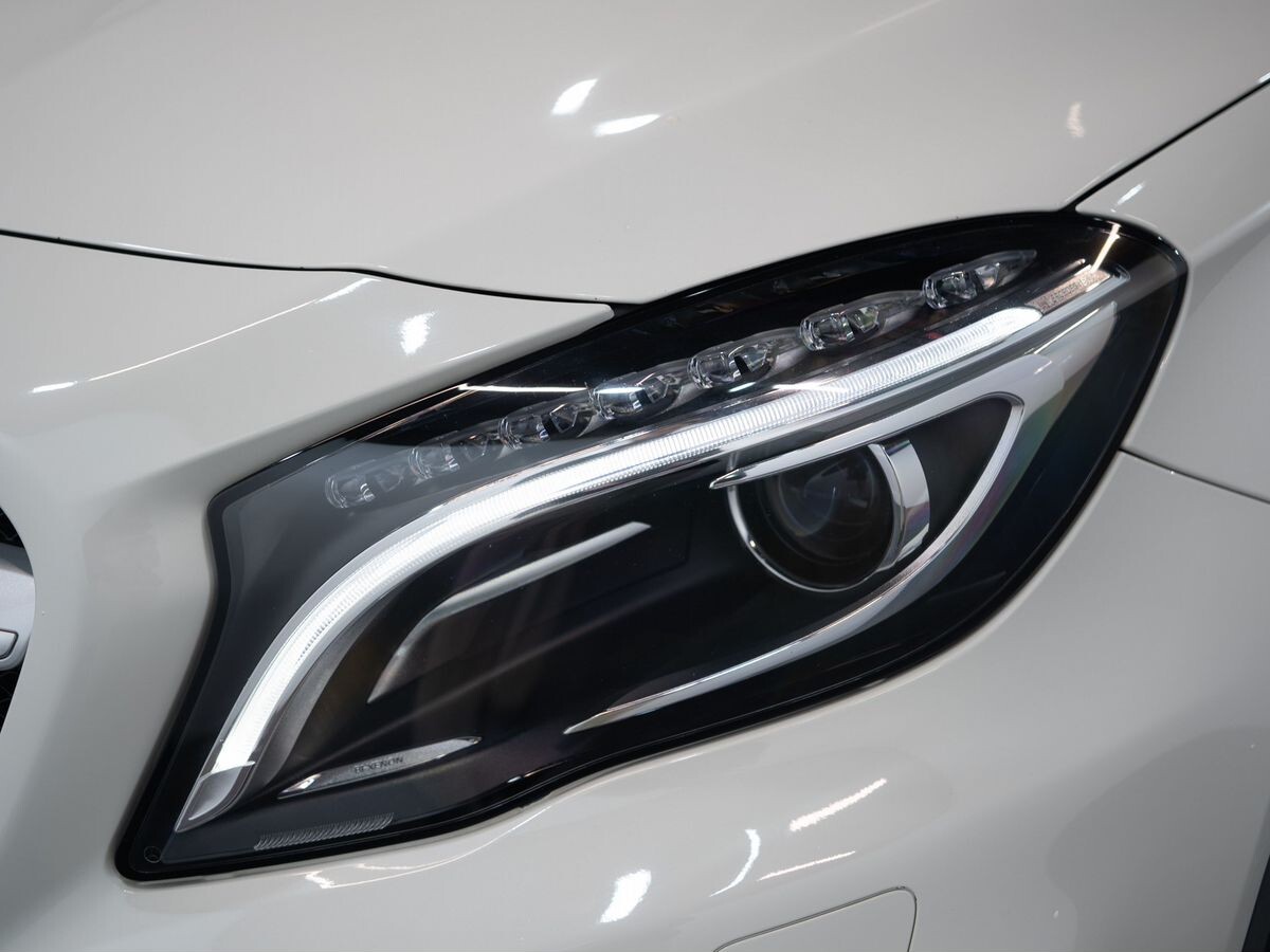 Mercedes-Benz GLA 2015 - фото автомобиля