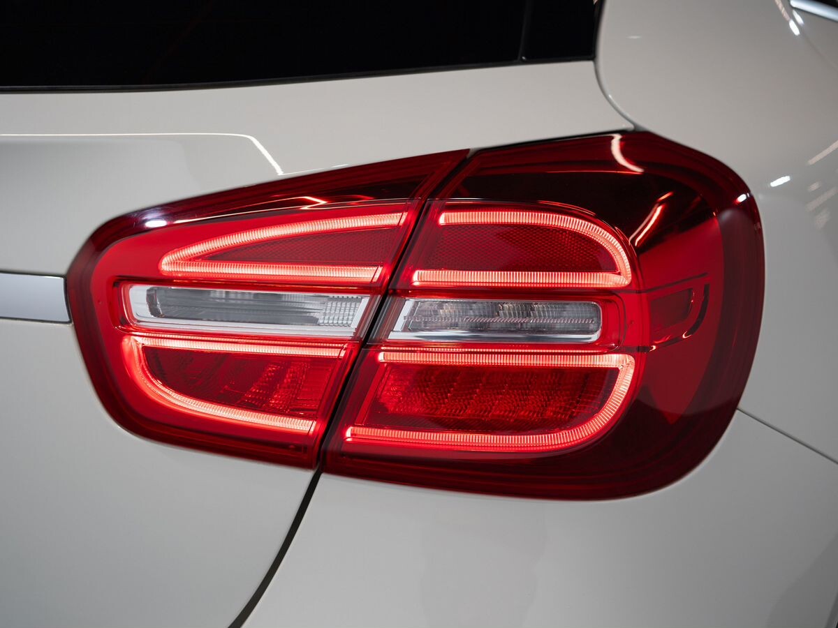 Mercedes-Benz GLA 2015 - фото автомобиля