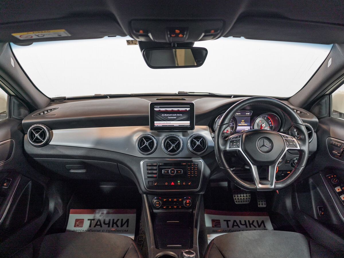 Mercedes-Benz GLA 2015 - фото автомобиля