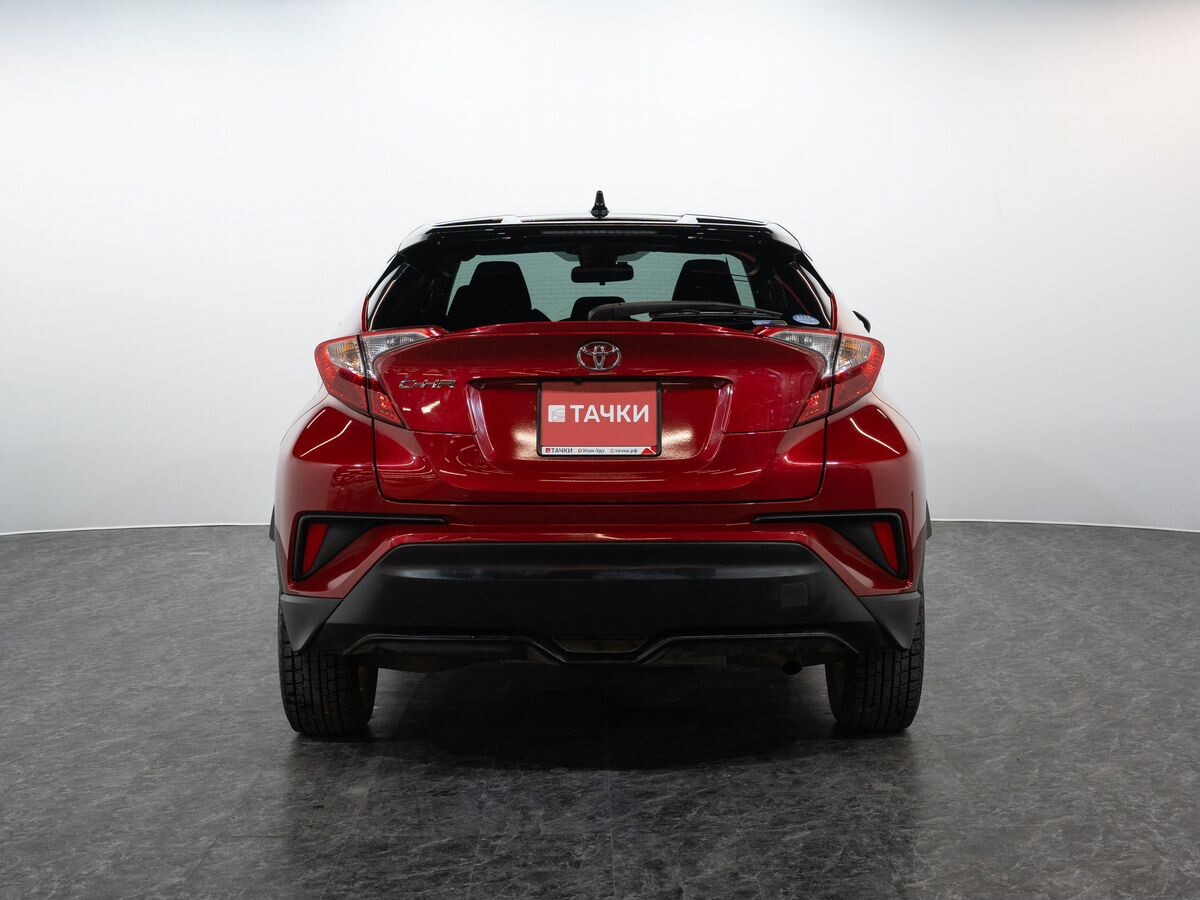 Toyota C-HR 2020 - фото автомобиля