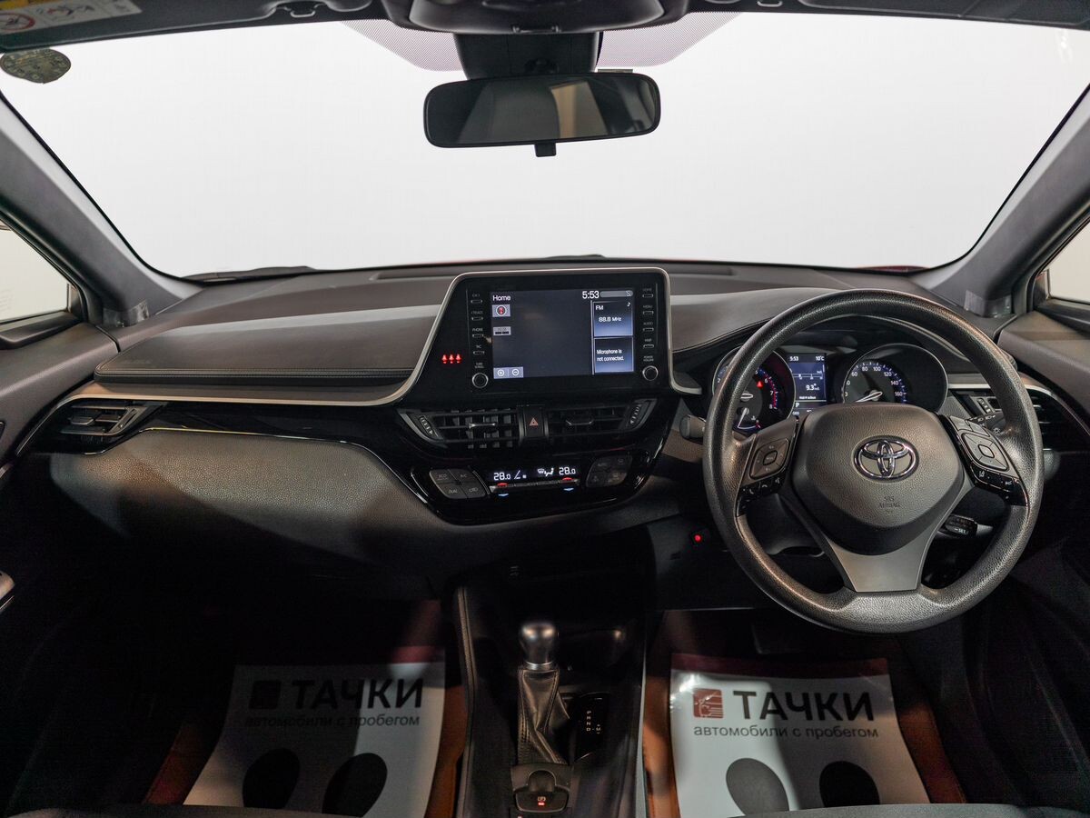 Toyota C-HR 2020 - фото автомобиля