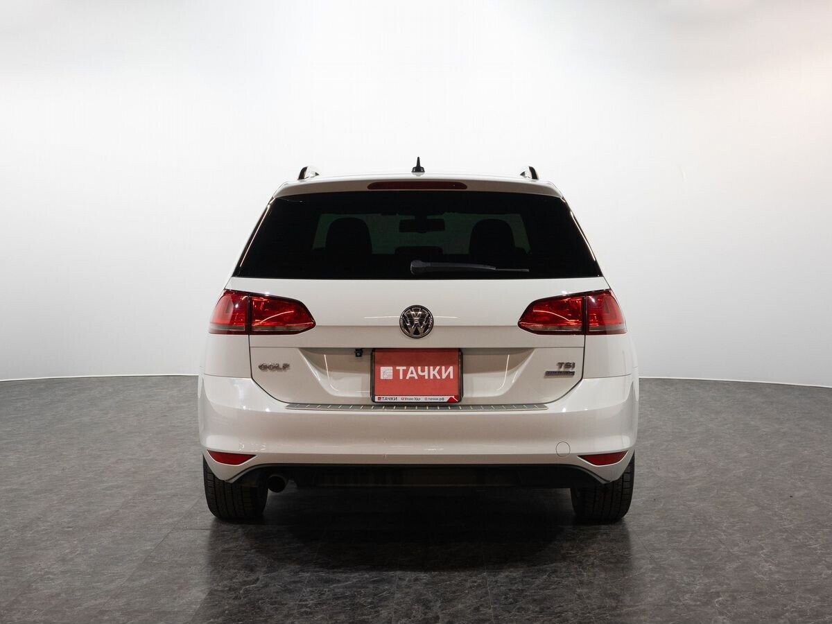 Volkswagen Golf 2013 - фото автомобиля