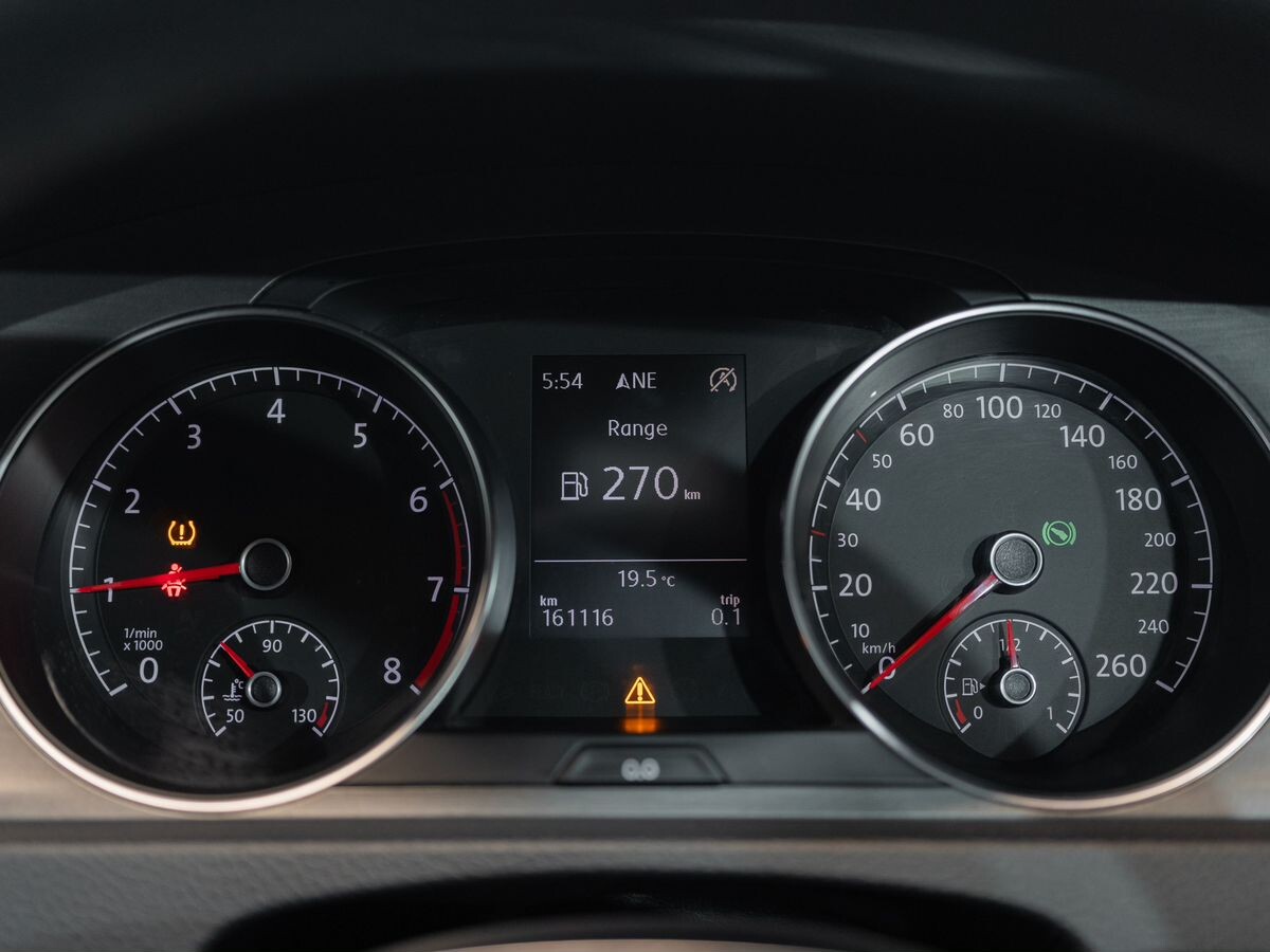 Volkswagen Golf 2013 - фото автомобиля