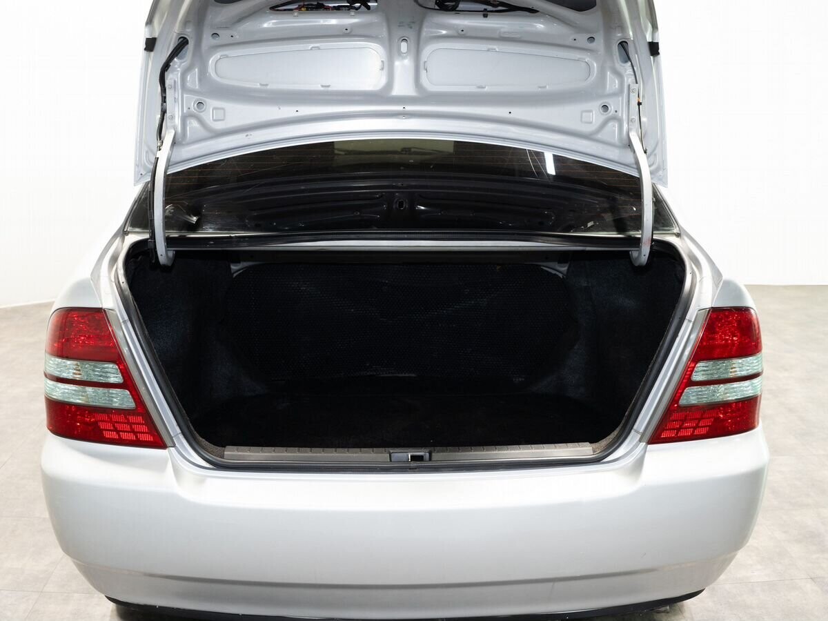 Toyota Corolla 2003 - фото автомобиля