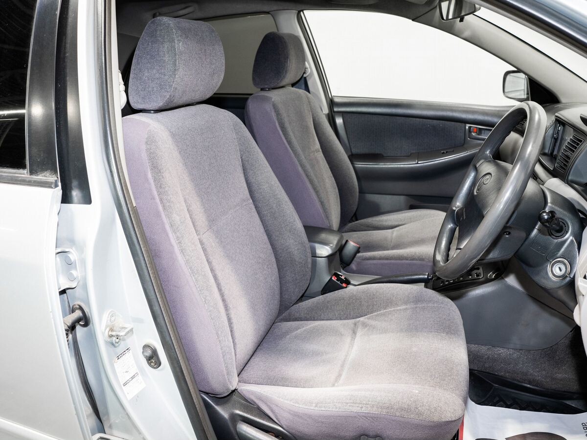 Toyota Corolla 2003 - фото автомобиля