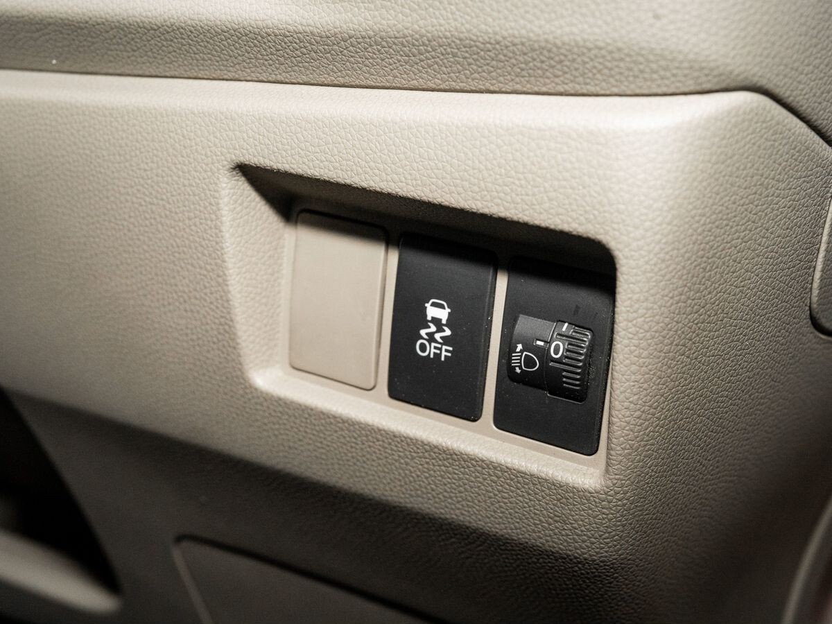 Honda N-WGN 2014 - фото автомобиля