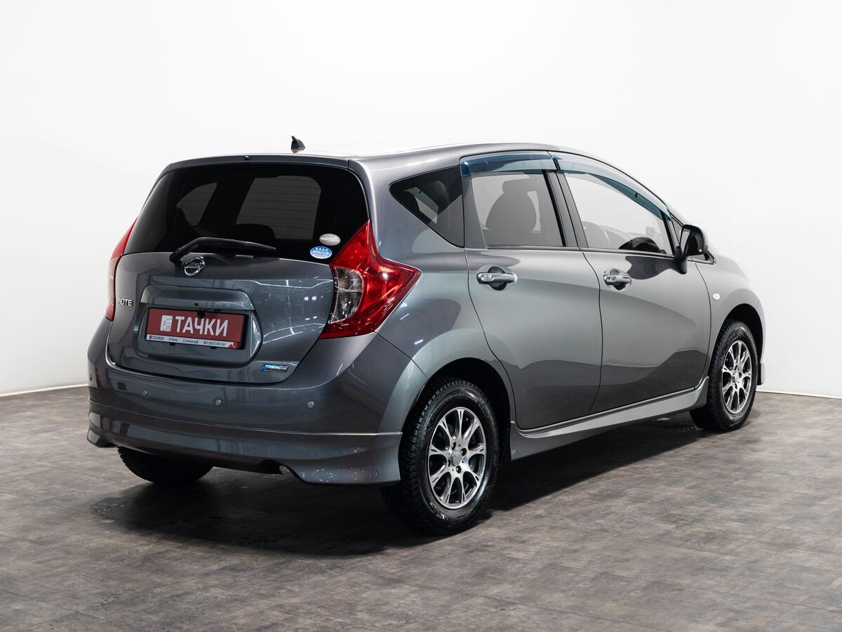 Nissan Note 2013 - фото автомобиля