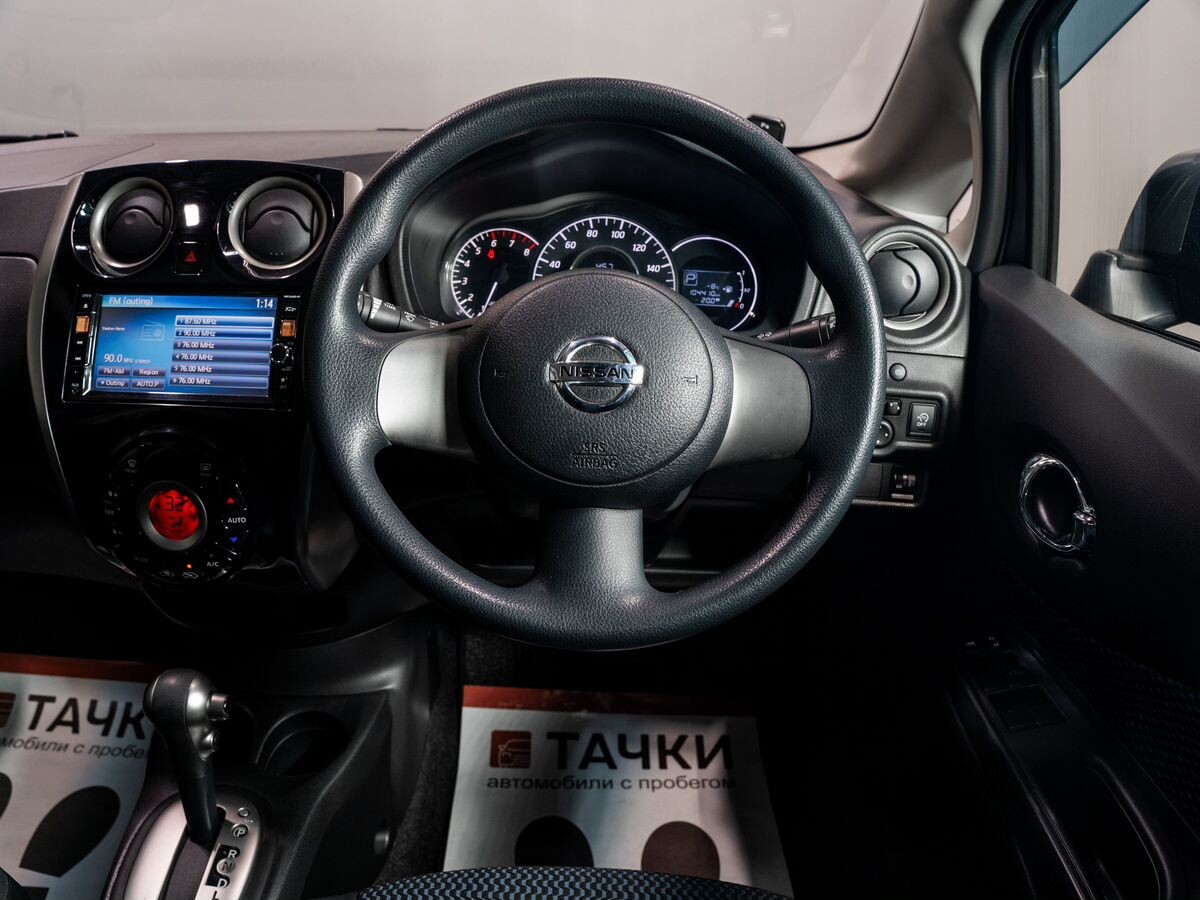 Nissan Note 2013 - фото автомобиля