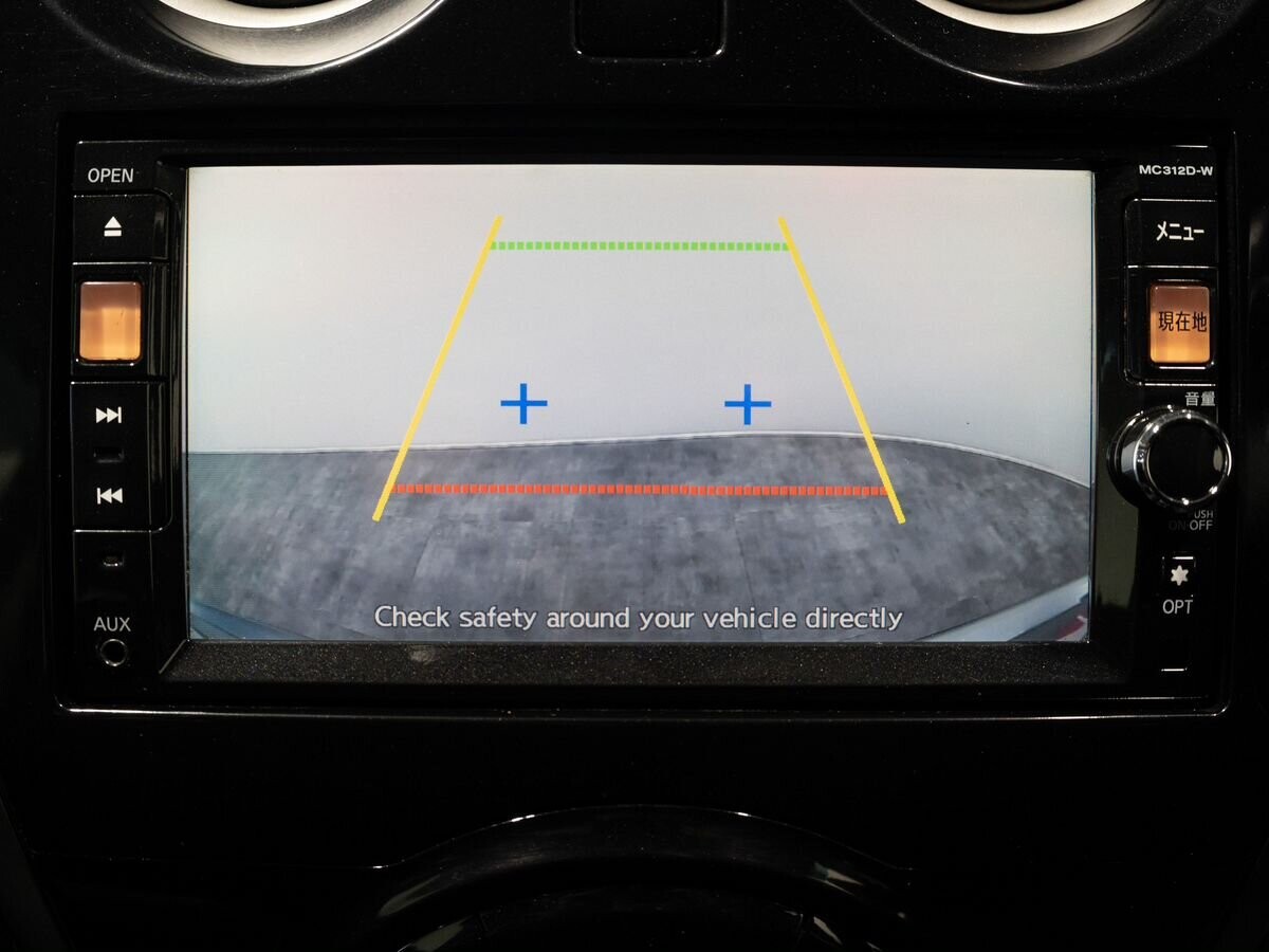 Nissan Note 2013 - фото автомобиля