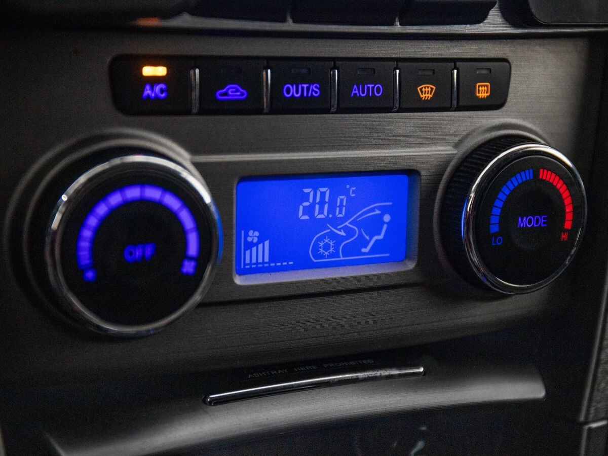 Chery Tiggo (T11) 2014 - фото автомобиля