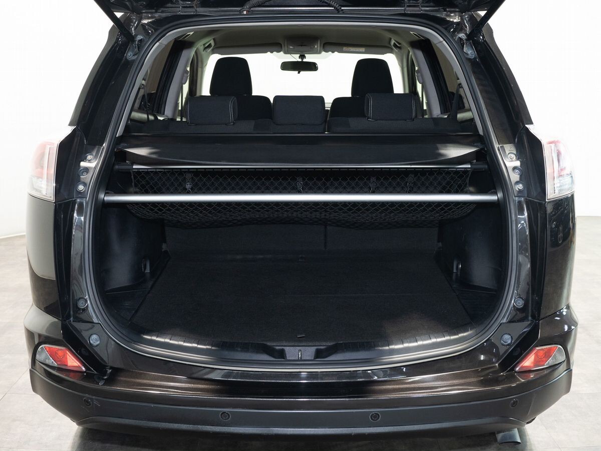 Toyota RAV4 2015 - фото автомобиля