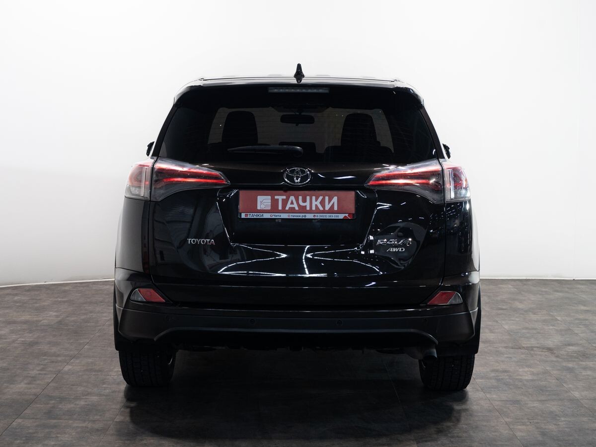 Toyota RAV4 2015 - фото автомобиля