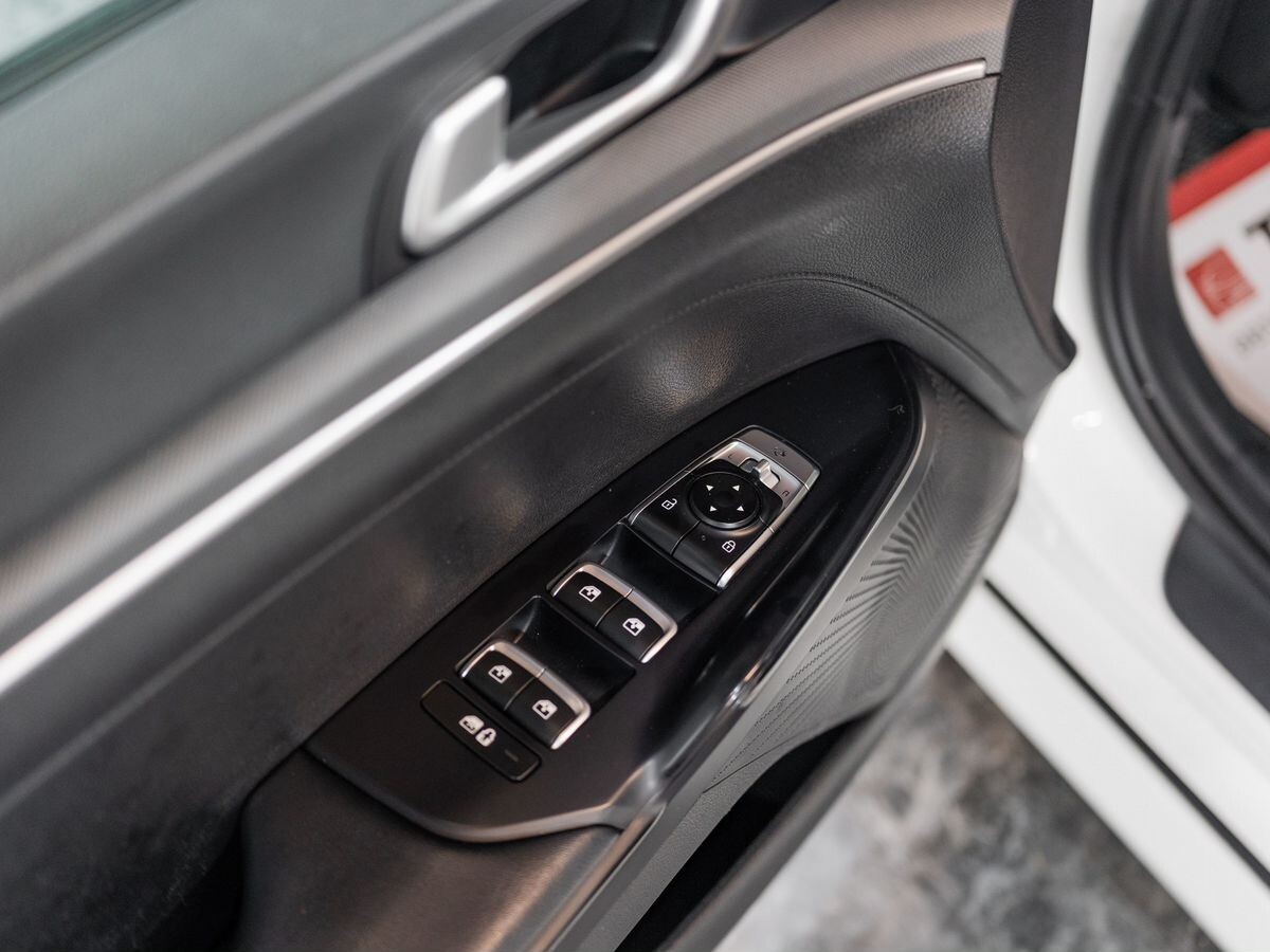 Kia K5 2020 - фото автомобиля