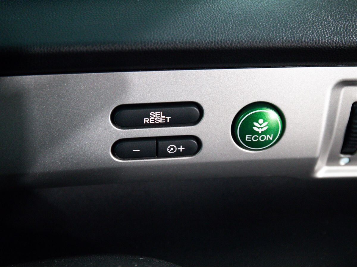 Honda Freed 2012 - фото автомобиля